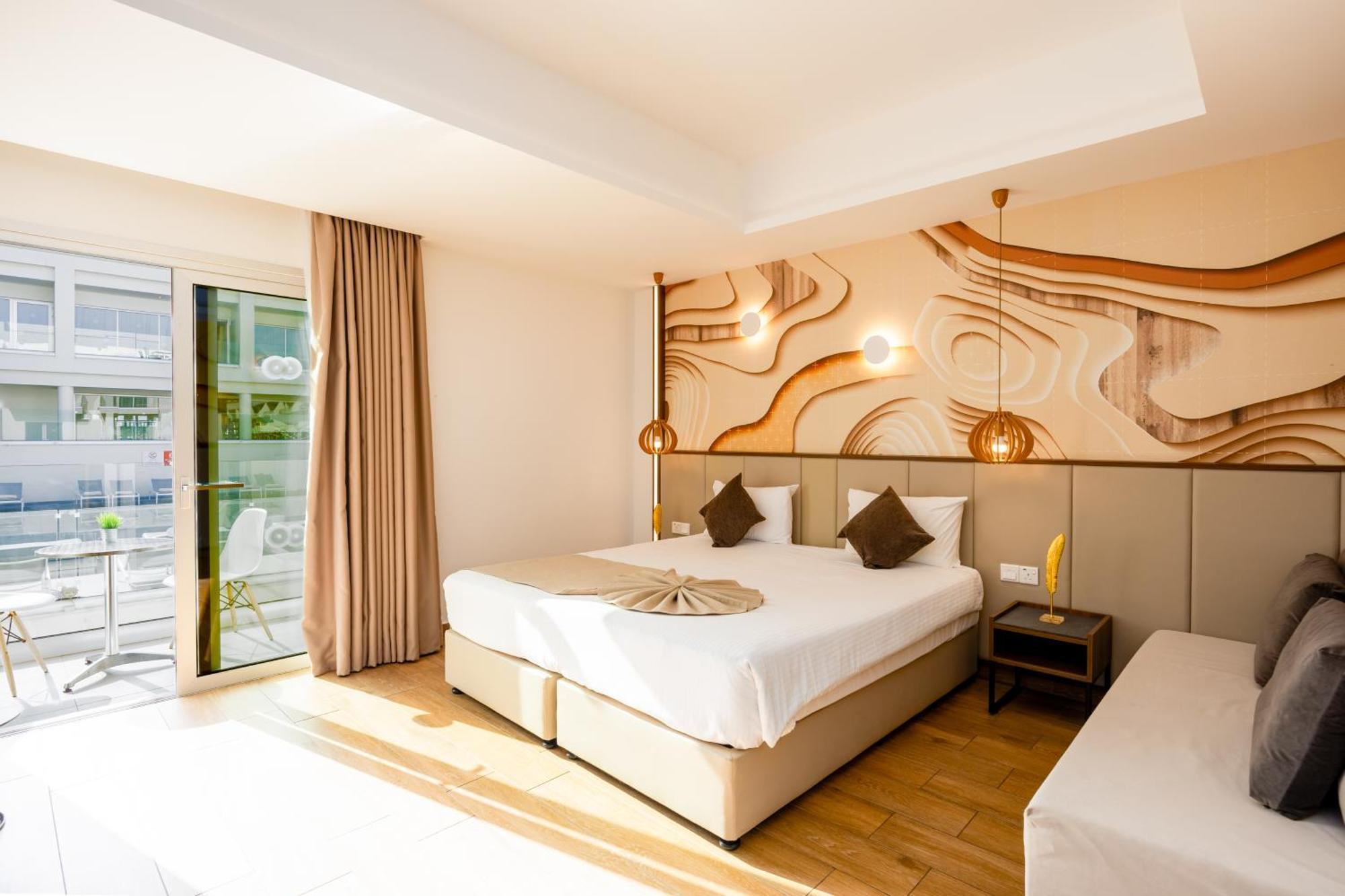 Melpo Antia Hotel & Suites Ajía Nápa Eksteriør bilde